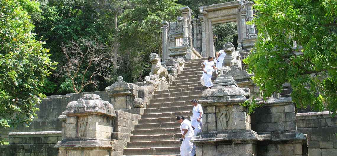 Yahapahuwa, Ancient arecheology site in Sri Lanka